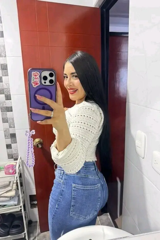 escort-media-90f9292a-80a9-495c-bff6-f300f5a8ea8b