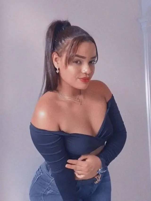 escort-media-9101e49a-0bc7-449a-f616-0437d4f21700