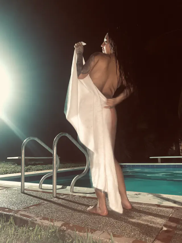 escort-media-915dcc78-c816-4177-8c3e-b249b14aa0ca