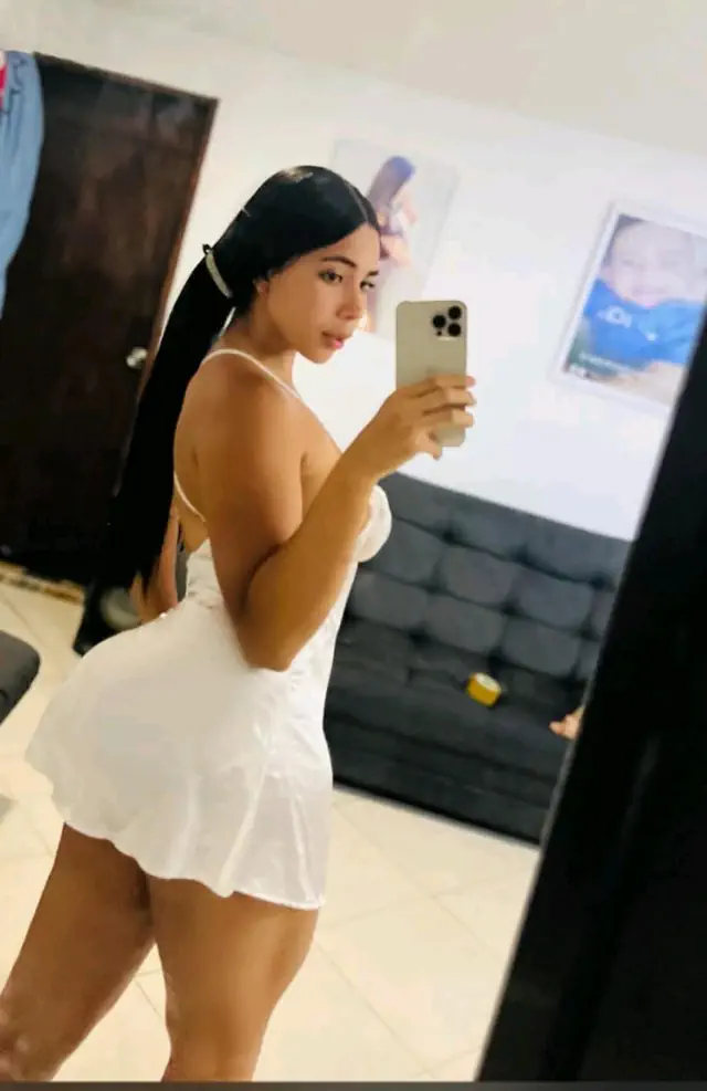 escort-media-916f0fee-169f-4875-854d-5f8a3d953abc