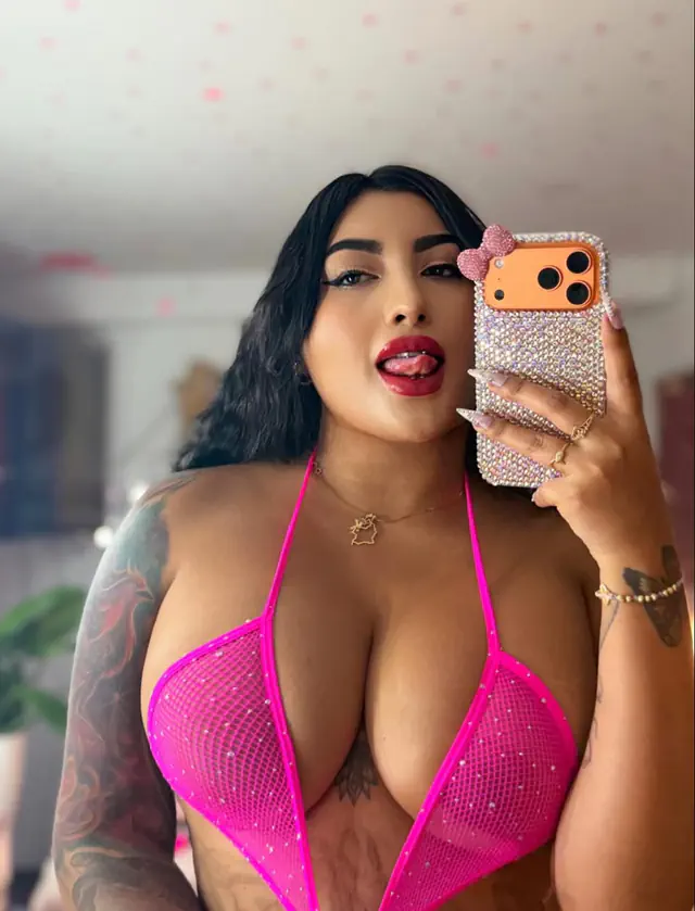 escort-media-91a86750-c1a4-44ea-8878-38f42a86308e