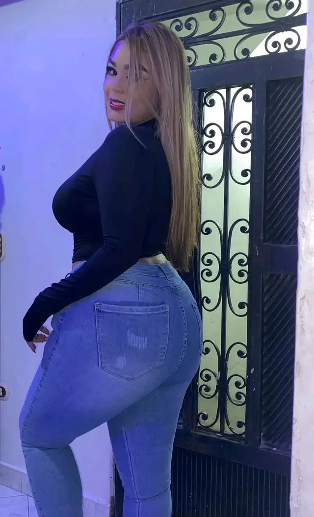 escort-media-91c3e689-54e8-42d1-8cc0-1dcb7f4a601b