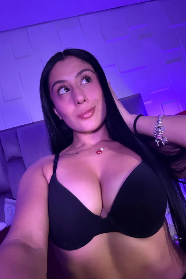 escort-media-91edb720-8d56-498b-abc0-209d16743d64