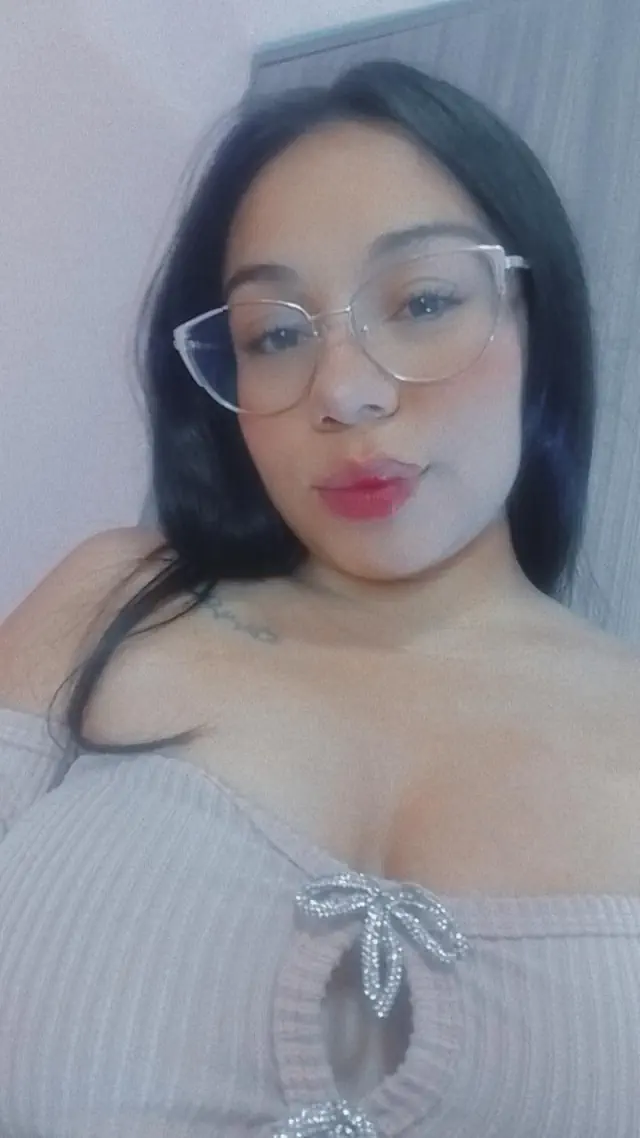 escort-media-924068e8-090a-4b11-9ffb-2519cb785545