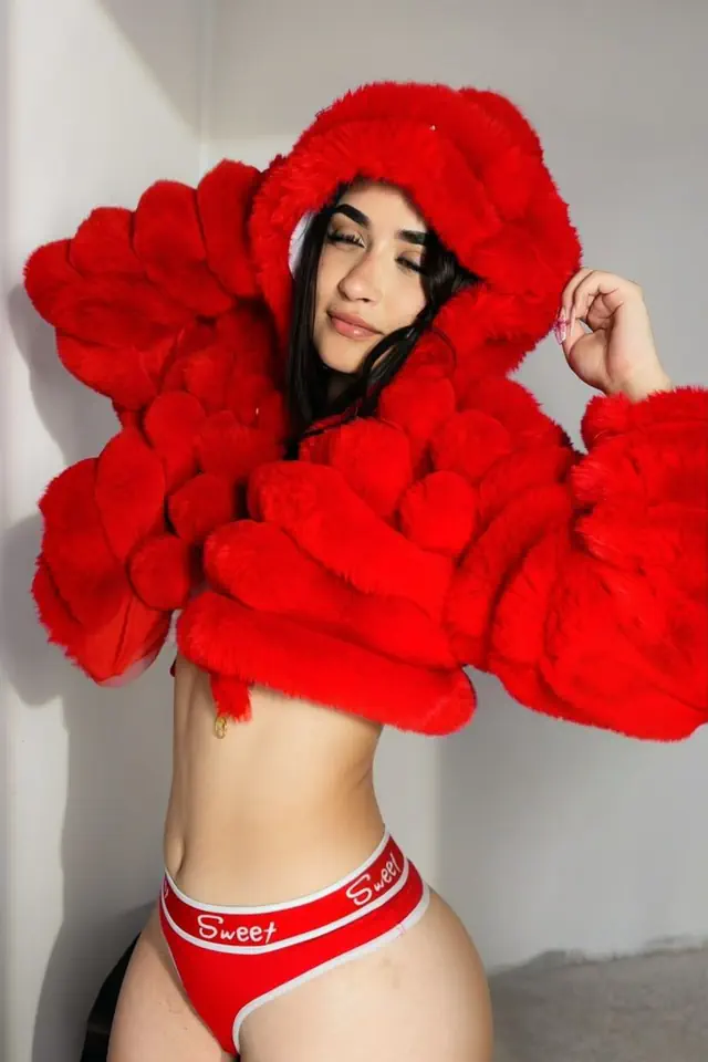 escort-media-926a91b0-bf14-4da8-9680-489f38c2f5c0