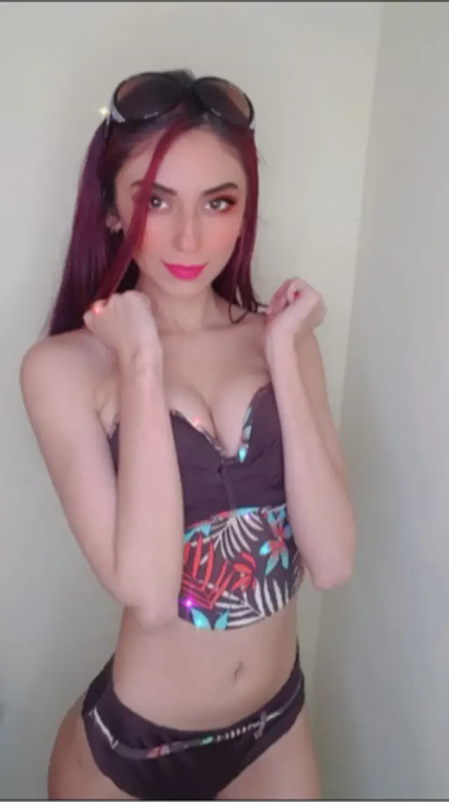 escort-media-92cfaaca-da4b-4845-8450-764528e67349