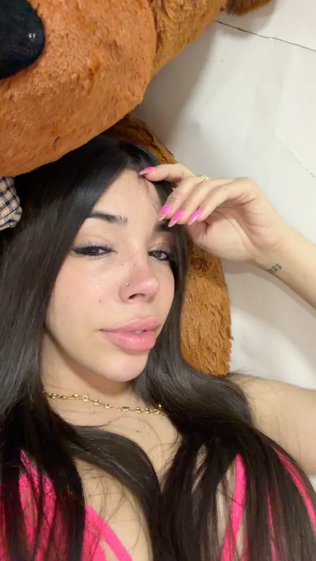 escort-media-92d1ac96-a224-4134-8441-5ba67c098dfe