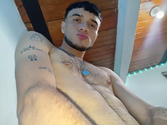 escort-media-9328f90d-1e68-4ec3-96d3-f5c43f3c6087