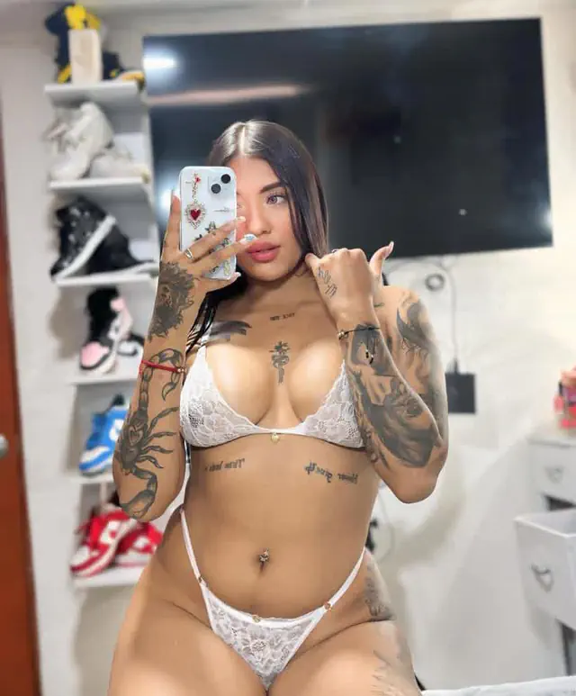 escort-media-93692644-e6e6-44a7-bbab-5de311f435b7