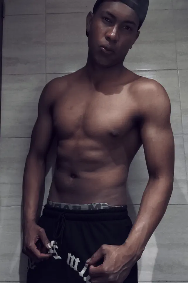 escort-media-9378b2ce-a50b-414b-9486-d44eaca5e5fc