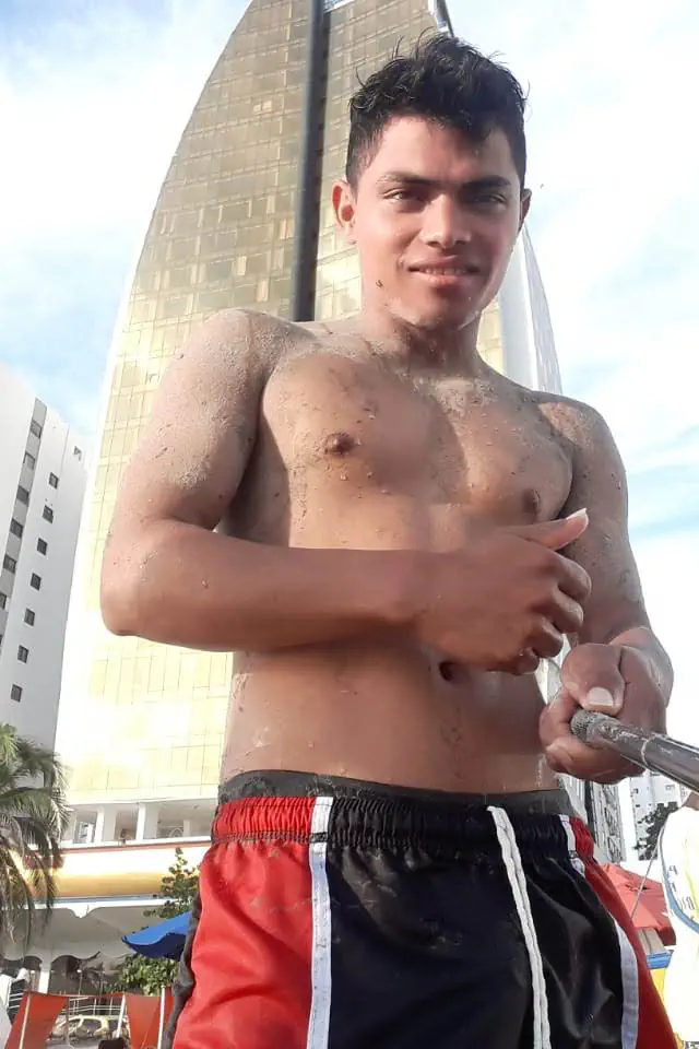 escort-media-9380a61f-65b1-41b7-834b-9dbb985313ab