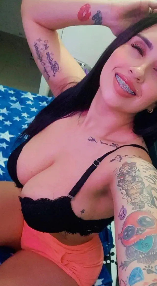 escort-media-94023932-12d7-45bd-87b5-c0fba86f2e97