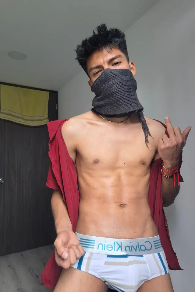 escort-media-944434ac-9682-4dbb-aab1-7cb0a8851074