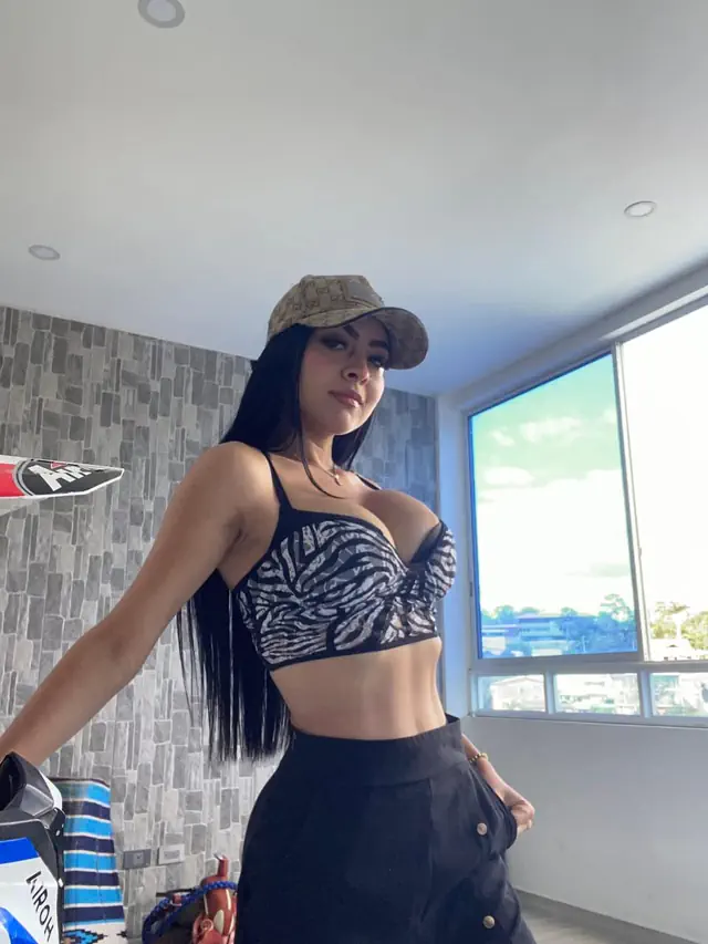 escort-media-94d8bc6d-ba7a-4113-bd97-cc43f269e66e