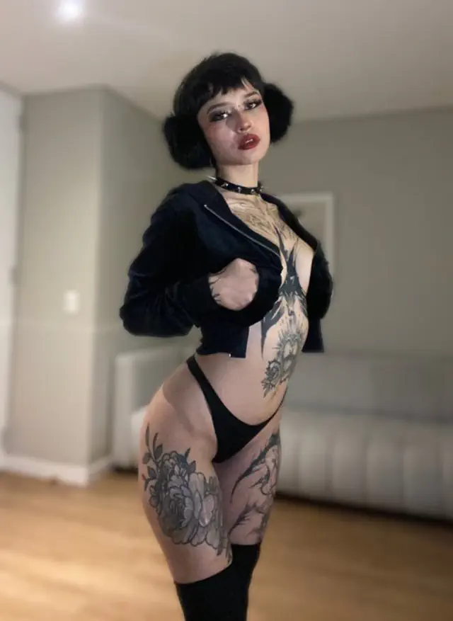 escort-media-959a42fd-ec87-42e7-8020-2887fe5a722d