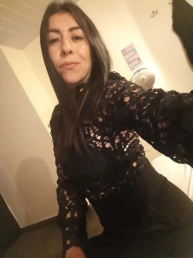 escort-media-95a3efb2-2c0c-4e34-85e7-35e449405784
