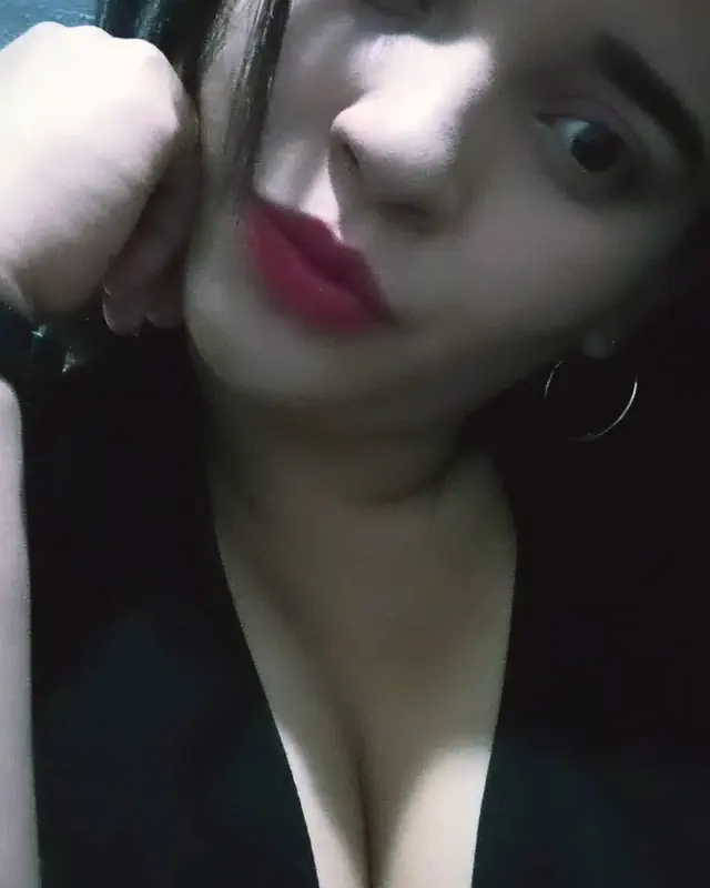 escort-media-95d848c4-2524-46c0-9d8d-46563976cd0b