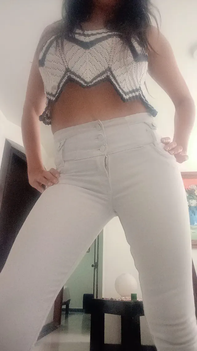 escort-media-964c8ef2-ce19-4fca-b556-d54b966a575b