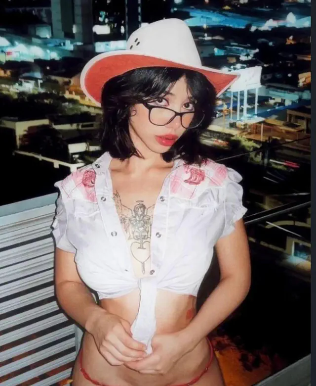 escort-media-974d1676-3a4a-4a6c-8a1f-a2cc9359835e