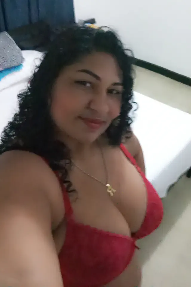 escort-media-97548c2a-b275-4ea0-817a-a1b33ef7e357