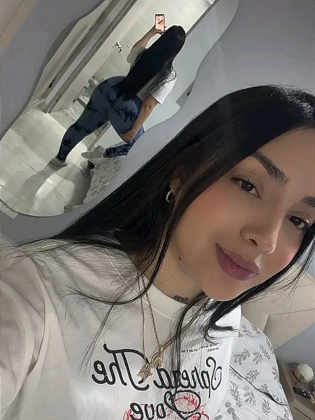 escort-media-978608ea-e805-4095-b3ee-641e4cb5aa1f