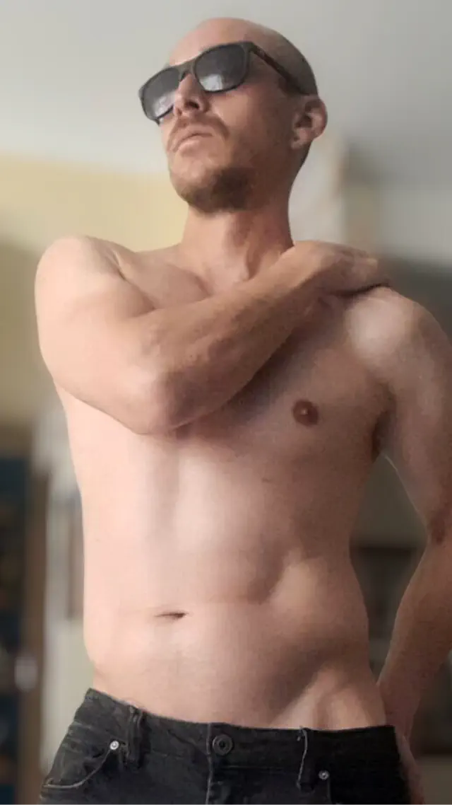 escort-media-9797e355-773f-46d0-b87f-c0b032547929