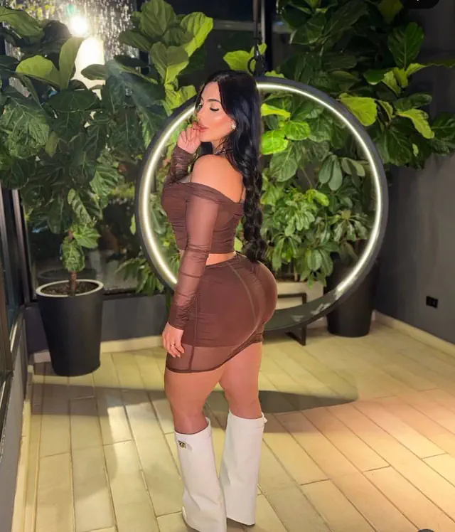 escort-media-985b535c-e130-4e0a-8b8c-88f848f3a4a2
