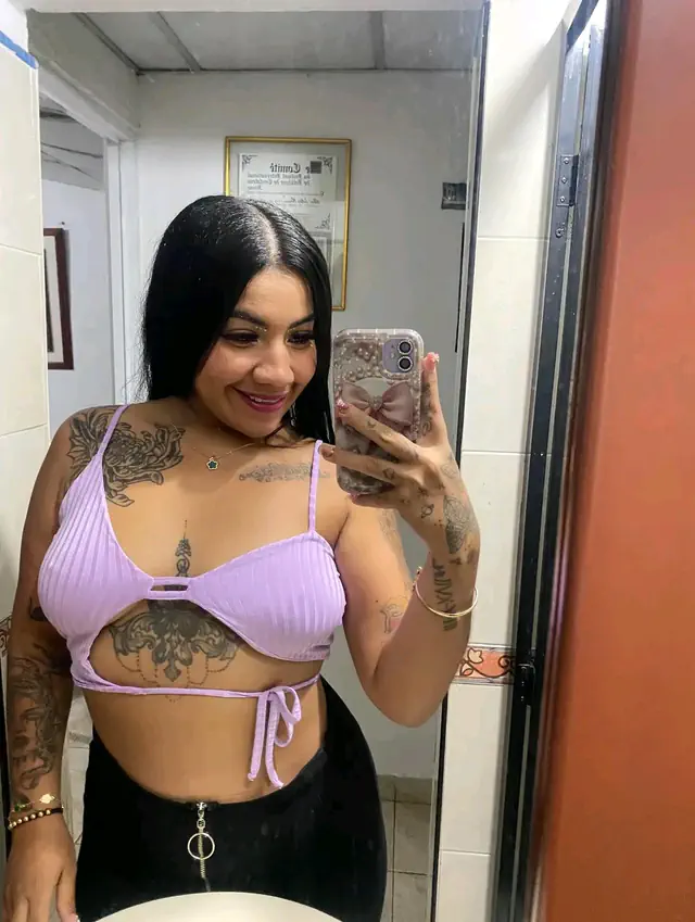 escort-media-98a7d2f5-930b-4a84-ae14-f1c1dadc794a