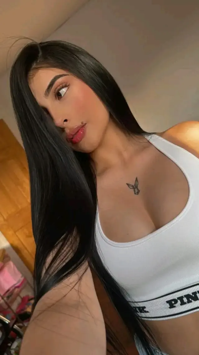 escort-media-98b0cbc2-91fa-4b12-871a-db9b78c36ed8