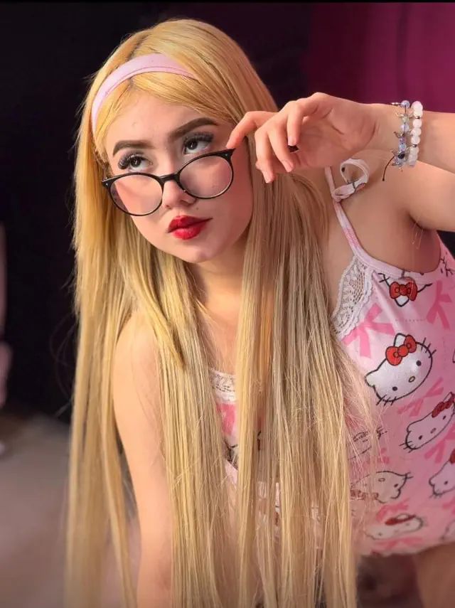 escort-media-98dce580-b6ca-48bc-83c0-db02365cb5fe