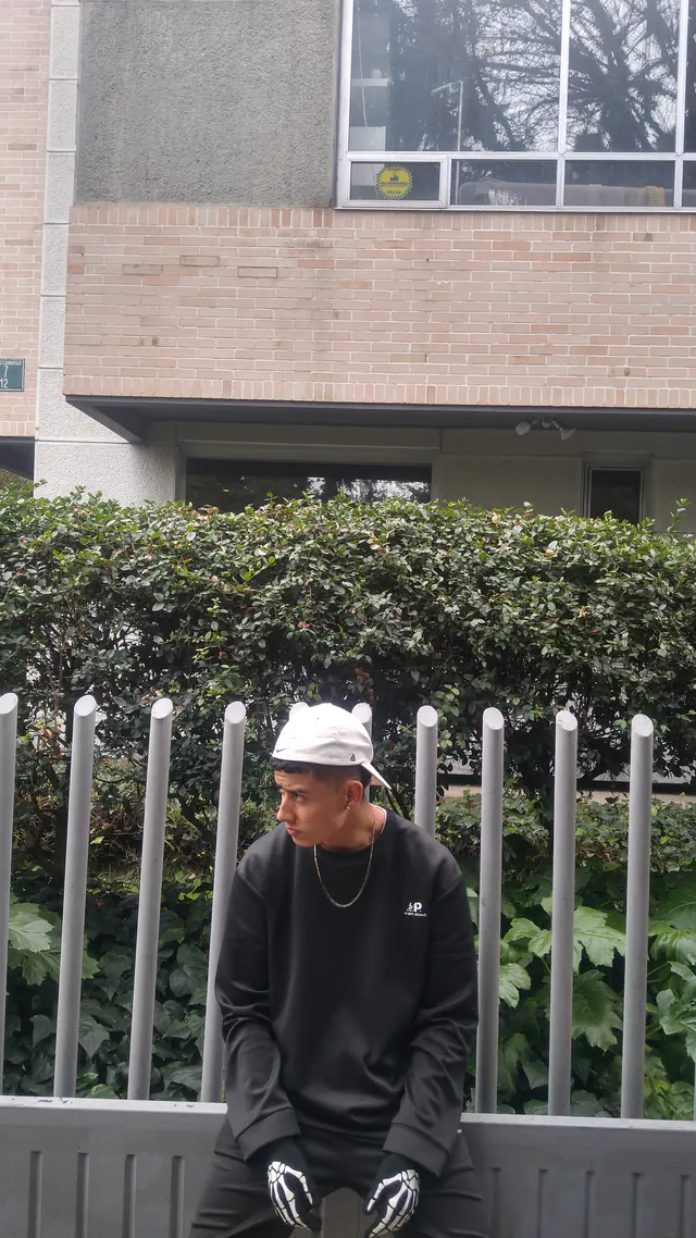 escort-media-98fabadb-5aa4-4af7-98cc-25f912b881a3