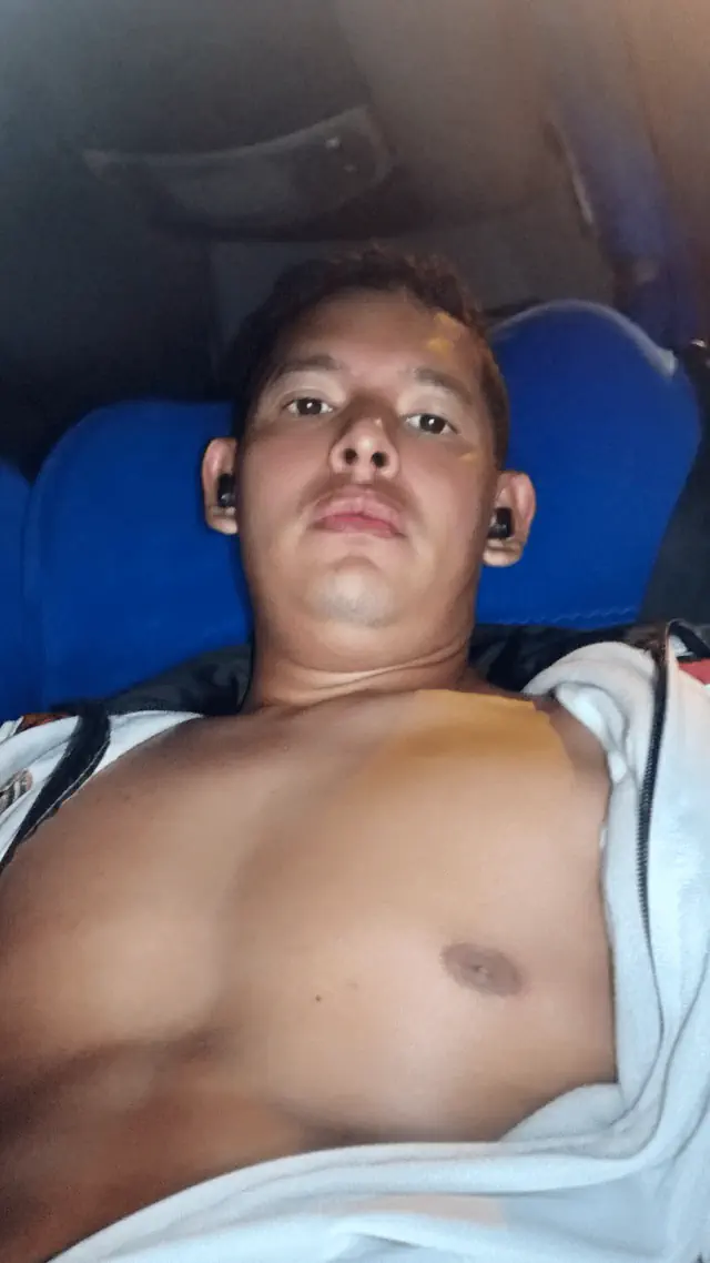 escort-media-98fcbaca-497b-4905-d786-51b5d322b200