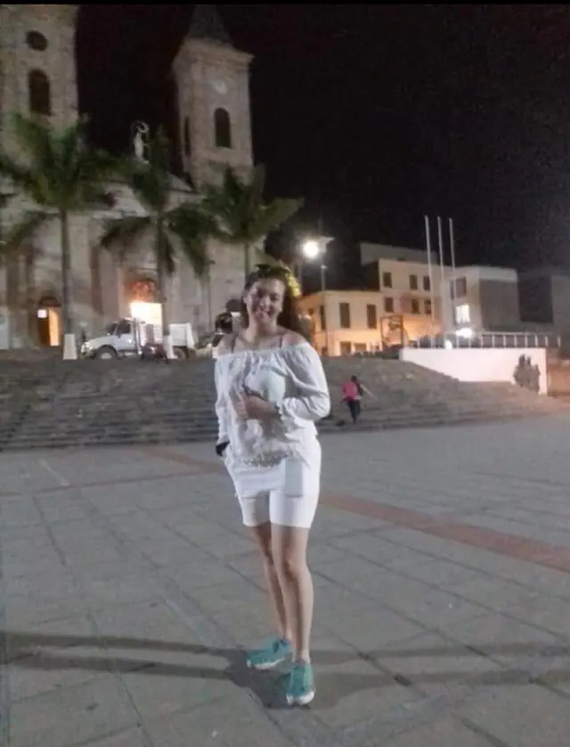 escort-media-99080269-3391-488d-98e3-021063a1a0af