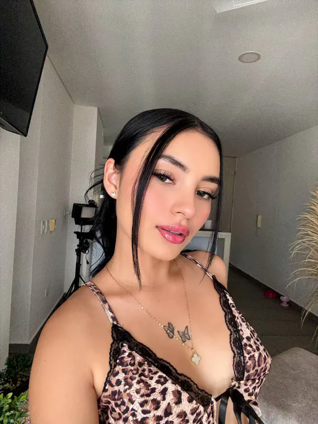 escort-media-99ace8ab-5a04-4fb5-8172-c4ad3c74dbfb