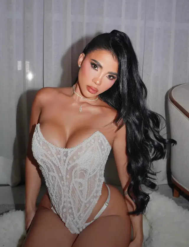 escort-media-99e70fb2-22fe-4d35-8025-940abd45dd59
