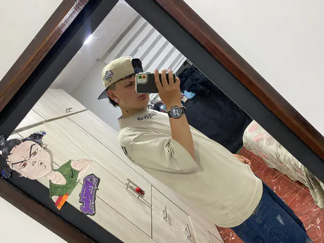 escort-media-9b2dff4d-be22-4fc5-a419-db91a37946de