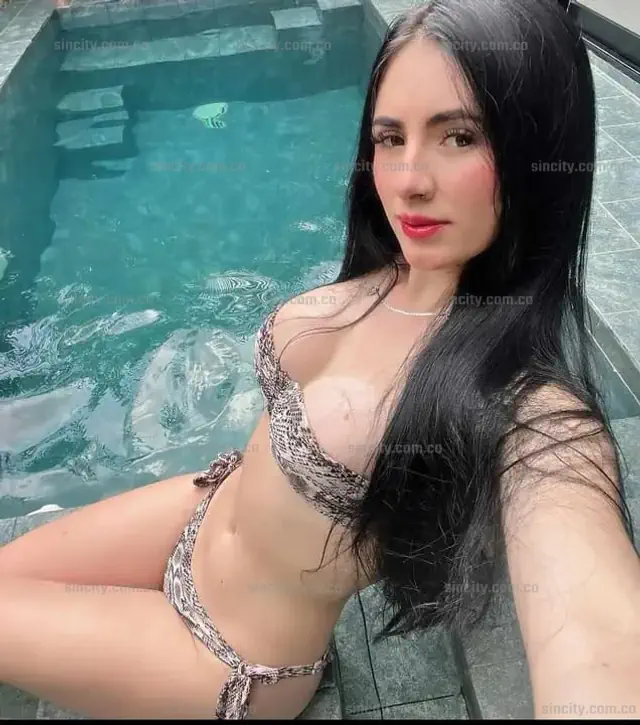 escort-media-9bdcc3bb-28b6-43e1-8906-d8176b962976