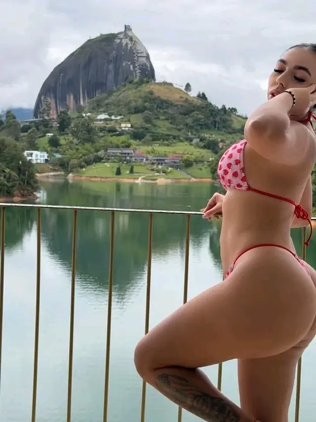 escort-media-9bdd5439-ed54-4d3a-81a7-f355779724a7