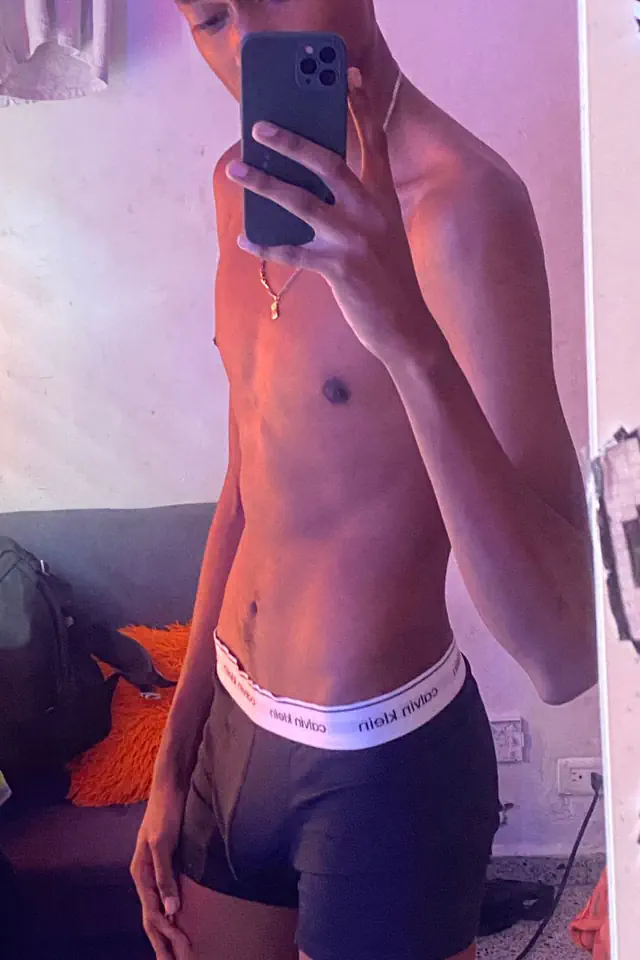 escort-media-9c5edd13-39d6-498a-92d8-9348e79d7770