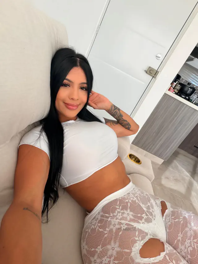 escort-media-9cb52d59-adf2-417d-a6fa-93b3896b14cd