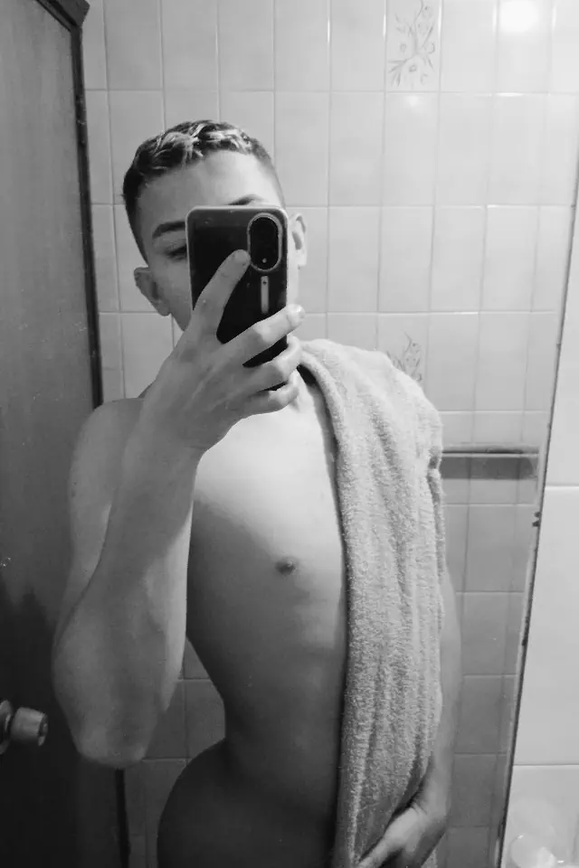 escort-media-9d394700-9438-4425-ac46-68f679469c04