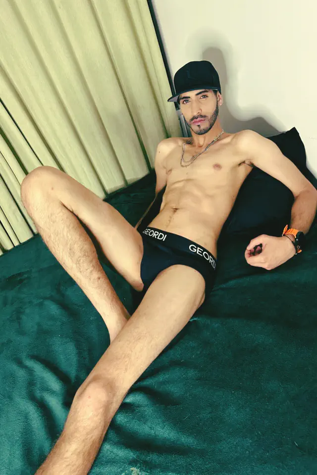 escort-media-9d73ad78-9d93-4e50-b120-98cf6a708c6a