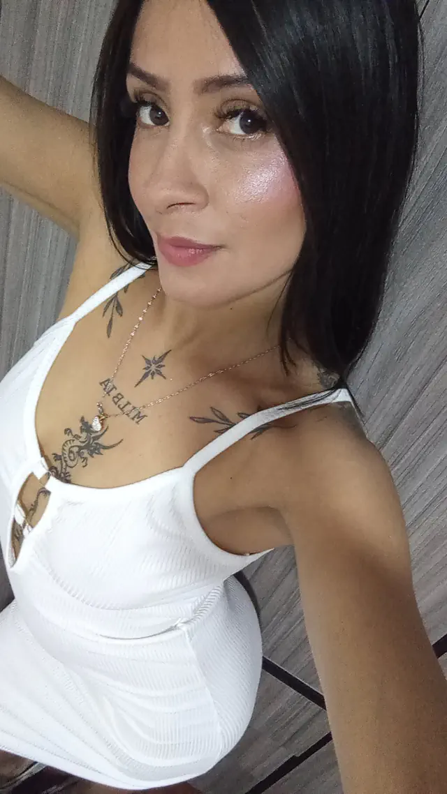 escort-media-9e038440-151c-4b30-bc7e-f9b715e5c453