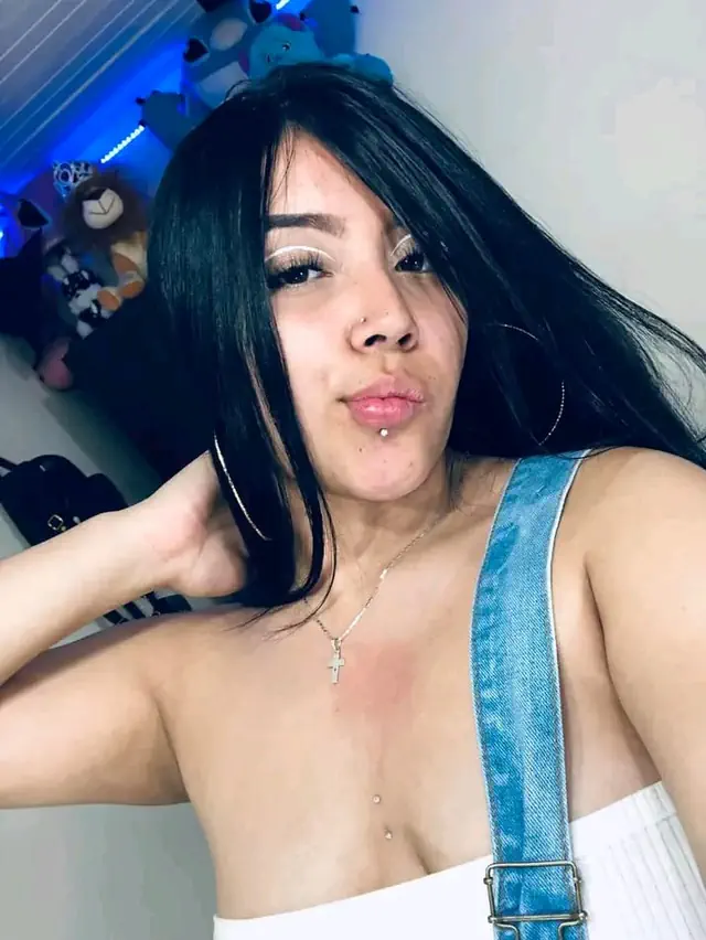 escort-media-9e38fa20-9af7-41b6-9a18-24ea90e0afc1