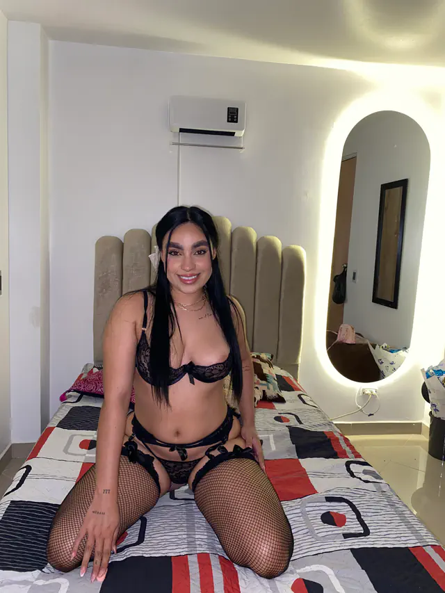 escort-media-9e472134-71bd-493a-8fc8-7853f5cbfe3a