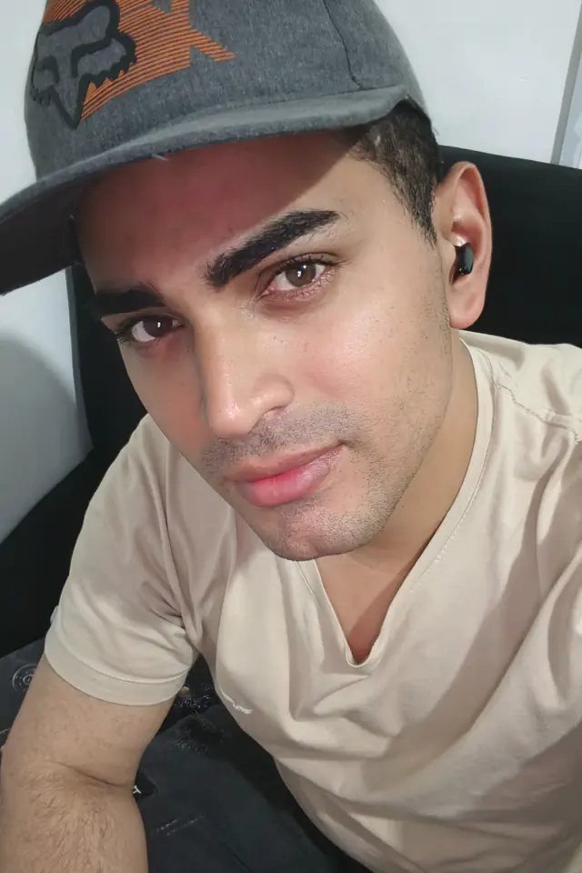 escort-media-9efa9ee2-d4c7-41f0-a626-5f1f8f568529