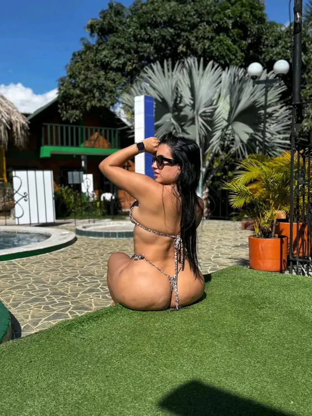 escort-media-9f1349d3-86db-4a64-bcb4-1c36d82e1163