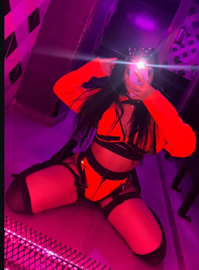 escort-media-9f733437-9457-4905-86e9-4d7d343afe2f