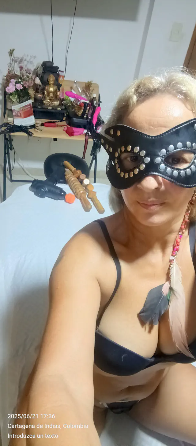 escort-media-9fd0dffa-4e99-4242-b56b-3d3317d4223e