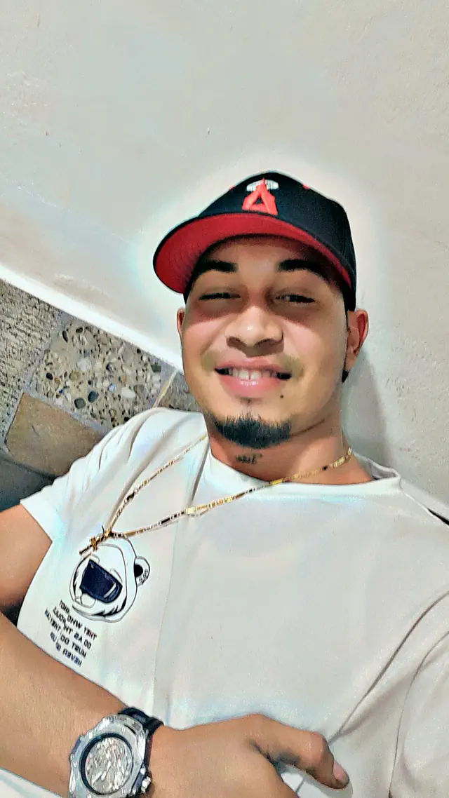 escort-media-a108aff6-56ed-4f2f-80c2-692b2e16b612